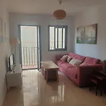 Fantastico Apto Frente Al Puerto De Fuengirola... *