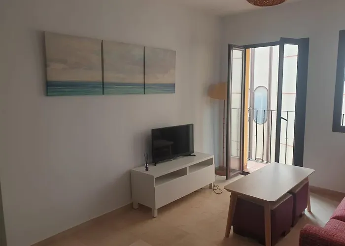 Fantastico Apto Frente Al Puerto De Fuengirola... フエンヒロラ