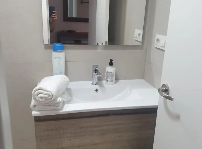 Fantastico Apto Frente Al Puerto De Fuengirola... *